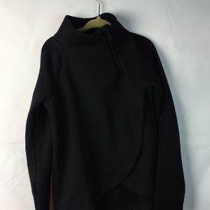 Black pullover long sleeve girl shirt